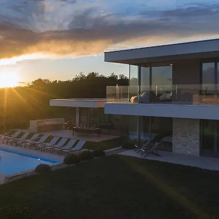 Holiday home Rosinjola *